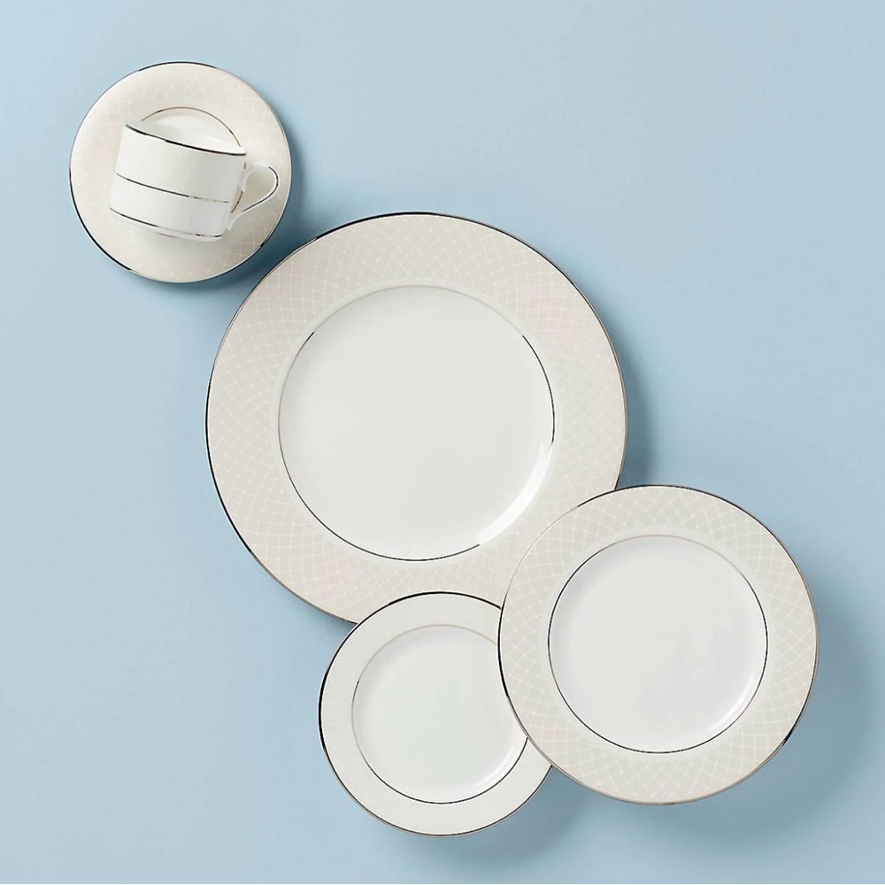 Lenox Venetian Lace Place Setting—original packaging